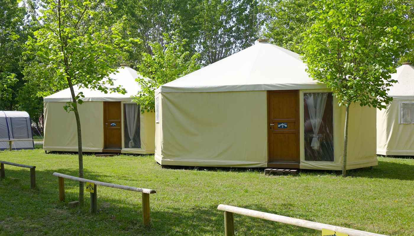 glamping_slide_06-4d3082c9d90a23cf22260e5e22eacf14